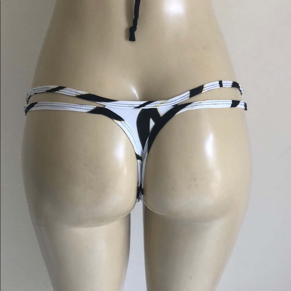 Double string Micro Mini Bikini - Picture 5 of 5